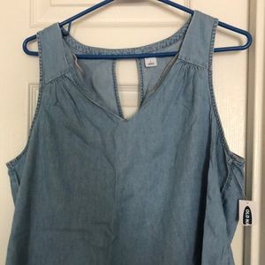 Chambray sleeveless top Old Navy